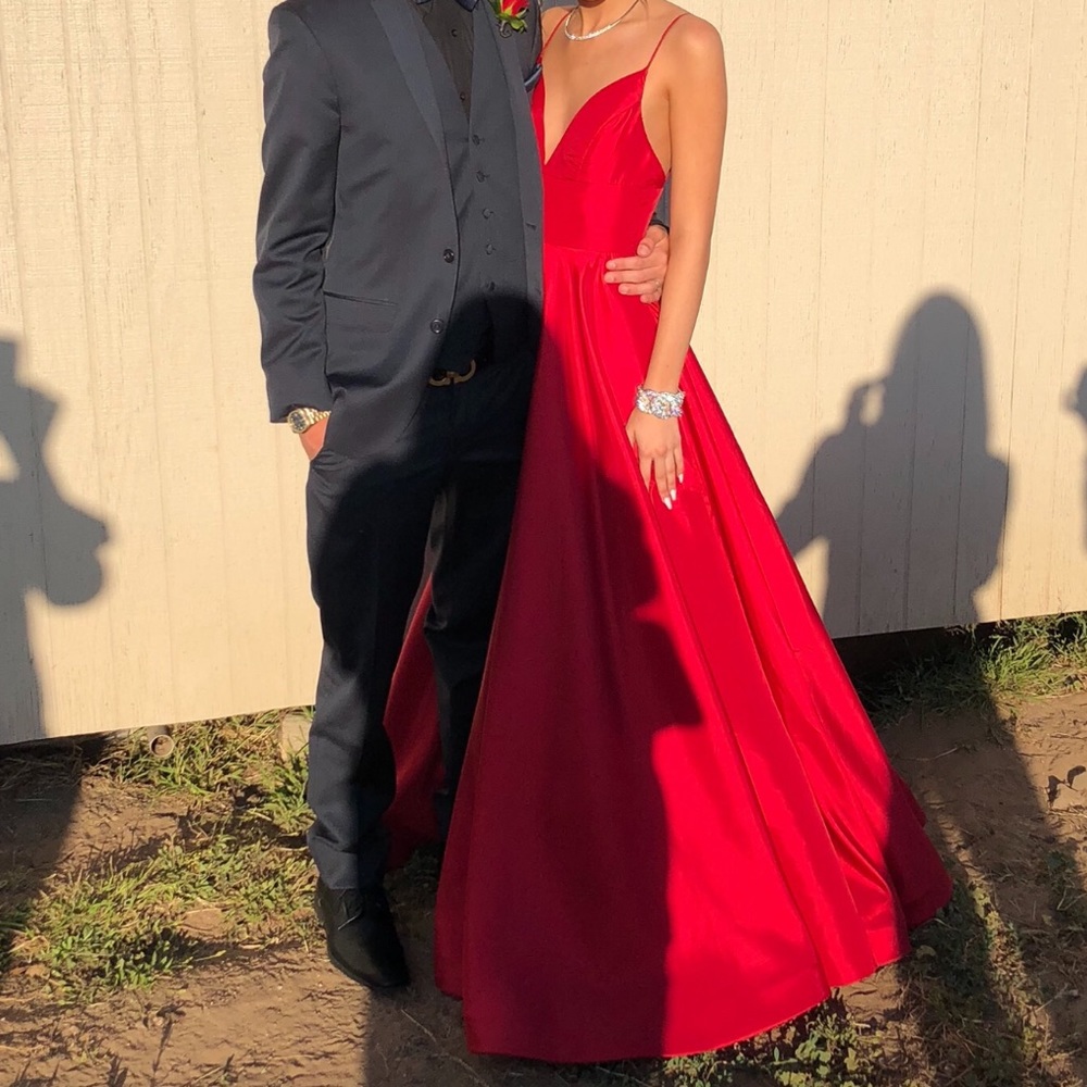 Sherri Hill Prom Dress